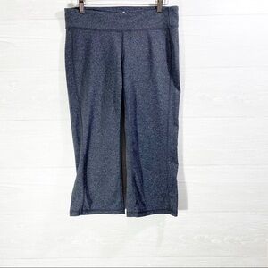 Athleta women’s capris Size M